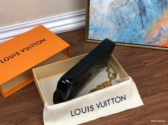 Cheap FÉLICIE POCHETTE VUITTON LOUIS 0527